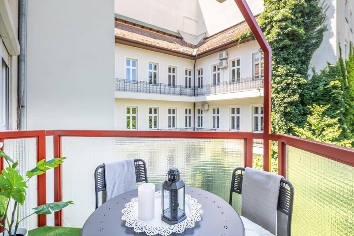 Sunny Balcony - Cute And Cozy Διαμέρισμα Βουδαπέστη Εξωτερικό φωτογραφία